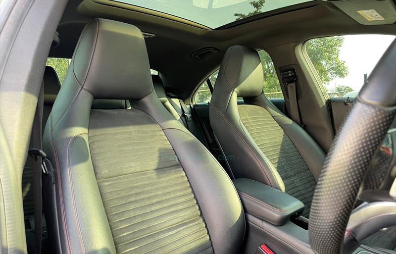 ขายรถเก๋งมือสอง-mercedes-benz-เมอร์เซเดสเบนซ์-cla250-amg-ซีแอลเอสองห้าศูนย์-เอเอ็มจี-รถปี2016-รหัส79907-2e1e9fea.jpg ขายรถเก๋งมือสอง-mercedes-benz-เมอร์เซเดสเบนซ์-cla250-amg-ซีแอลเอสองห้าศูนย์-เอเอ็มจี-รถปี2016-รหัส79907-2e1e9fea.jpg