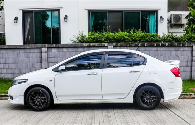 ขายรถเก๋งมือสอง-honda-ฮอนด้า-city-ซิตี้-รถปี2013-รหัส79962-05c757b8.jpg ขายรถเก๋งมือสอง-honda-ฮอนด้า-city-ซิตี้-รถปี2013-รหัส79962-05c757b8.jpg