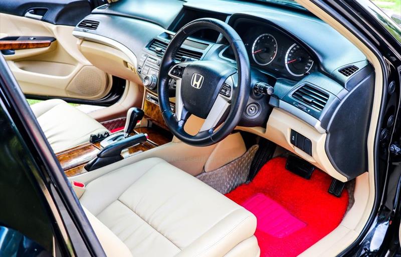 ขายรถเก๋งมือสอง-honda-ฮอนด้า-accord-แอคคอร์ด-รถปี2011-รหัส79968-0a08665b.jpg ขายรถเก๋งมือสอง-honda-ฮอนด้า-accord-แอคคอร์ด-รถปี2011-รหัส79968-0a08665b.jpg