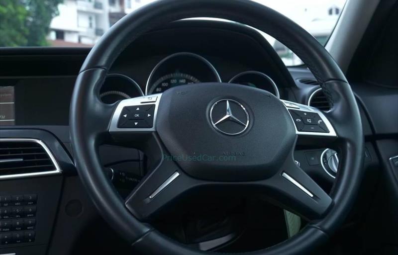 ขายรถเก๋งมือสอง mercedes-benz c200-cgi รถปี2012 รหัส 80002 รูปที่4