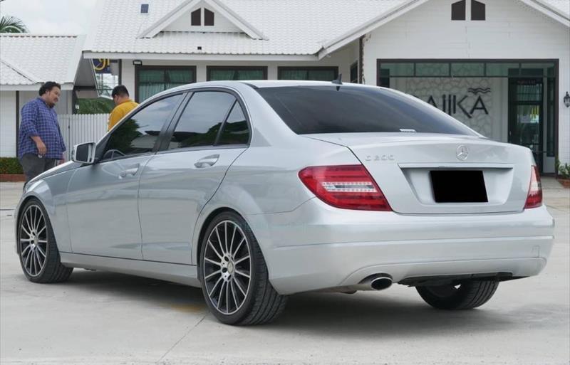 ขายรถเก๋งมือสอง mercedes-benz c200-cgi รถปี2012 รหัส 80002 รูปที่2