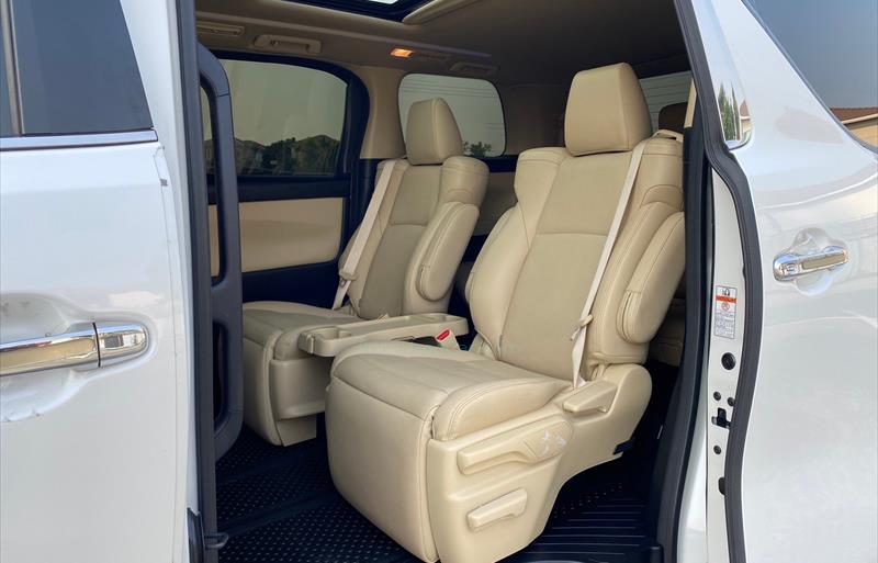 ขายรถตู้มือสอง-toyota-โตโยต้า-alphard-อัลพาร์ด-รถปี2022-รหัส80003-13b8aacf.jpg ขายรถตู้มือสอง-toyota-โตโยต้า-alphard-อัลพาร์ด-รถปี2022-รหัส80003-13b8aacf.jpg