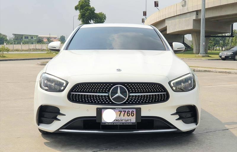 ขายรถเก๋งมือสอง-mercedes-benz-เมอร์เซเดสเบนซ์-e220-รถปี2022-รหัส80106-c7840ae7.jpg ขายรถเก๋งมือสอง-mercedes-benz-เมอร์เซเดสเบนซ์-e220-รถปี2022-รหัส80106-c7840ae7.jpg