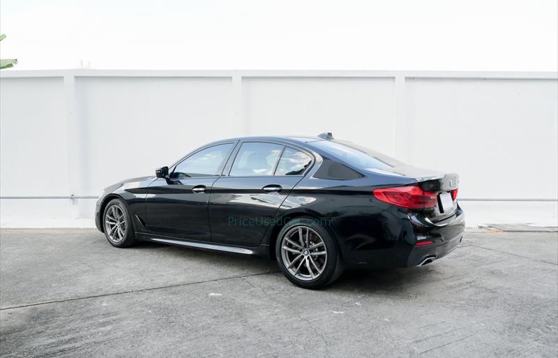 ขายรถเก๋งมือสอง-bmw-บีเอ็มดับบลิว-520d-ห้าสองศูนย์ดี-รถปี2018-รหัส80168-4ce4277d.jpg ขายรถเก๋งมือสอง-bmw-บีเอ็มดับบลิว-520d-ห้าสองศูนย์ดี-รถปี2018-รหัส80168-4ce4277d.jpg