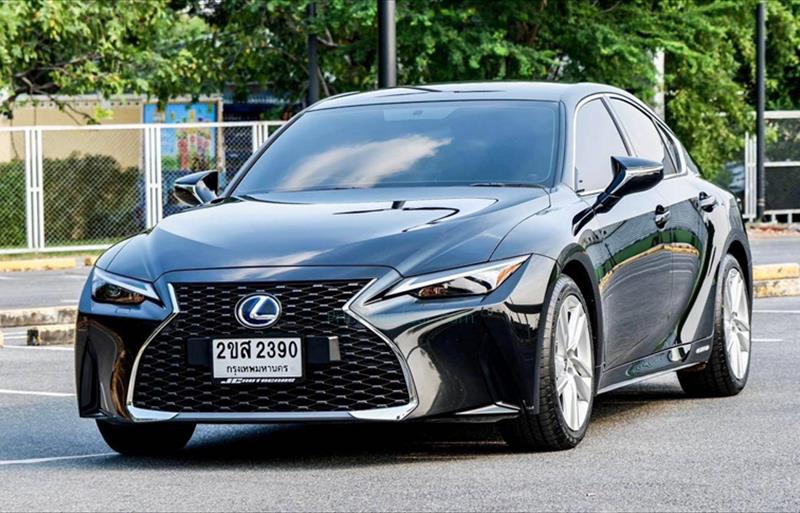 รถเก๋งมือสอง LEXUS IS 300H รถปี 2022