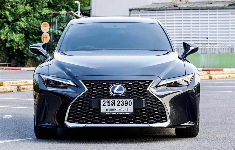 ขายรถเก๋งมือสอง lexus is-300h รถปี2022 รหัส 80170 รูปที่2