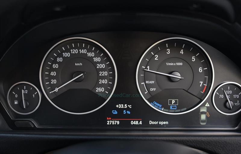ขายรถเก๋งมือสอง-bmw-บีเอ็มดับบลิว-330e-รถปี2016-รหัส80212-0cb6d9aa.jpg ขายรถเก๋งมือสอง-bmw-บีเอ็มดับบลิว-330e-รถปี2016-รหัส80212-0cb6d9aa.jpg