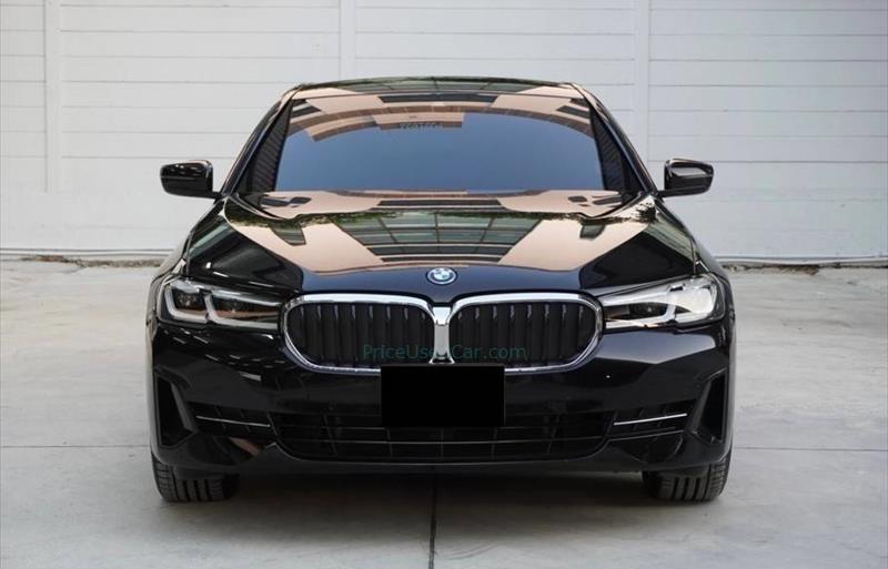 ขายรถเก๋งมือสอง bmw 530i รถปี2022 รหัส 80270 รูปที่2