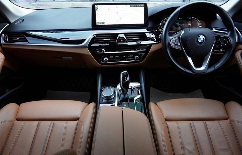 ขายรถเก๋งมือสอง-bmw-บีเอ็มดับบลิว-530i-รถปี2022-รหัส80270-baf49f64.jpg ขายรถเก๋งมือสอง-bmw-บีเอ็มดับบลิว-530i-รถปี2022-รหัส80270-baf49f64.jpg