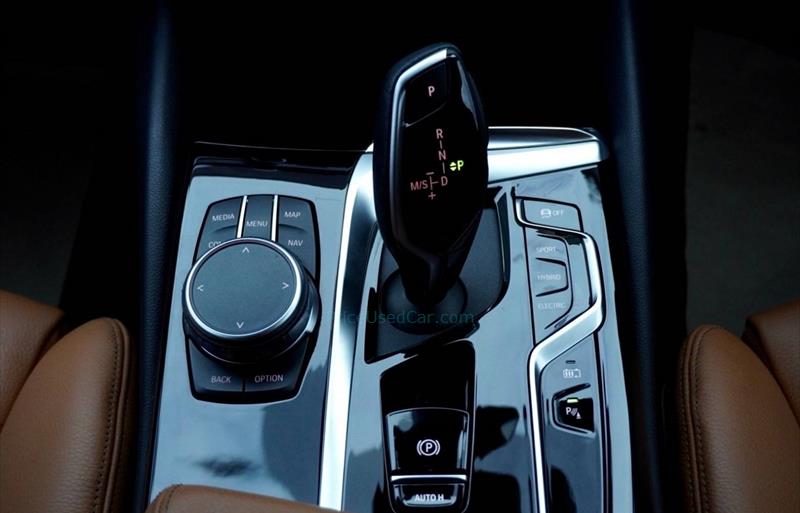 ขายรถเก๋งมือสอง-bmw-บีเอ็มดับบลิว-530i-รถปี2022-รหัส80270-dbd4447f.jpg ขายรถเก๋งมือสอง-bmw-บีเอ็มดับบลิว-530i-รถปี2022-รหัส80270-dbd4447f.jpg