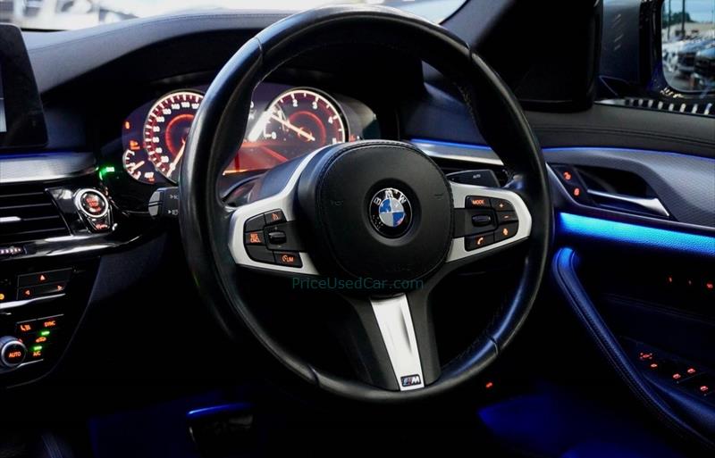 ขายรถเก๋งมือสอง-bmw-บีเอ็มดับบลิว-520d-ห้าสองศูนย์ดี-รถปี2018-รหัส80271-343af470.jpg ขายรถเก๋งมือสอง-bmw-บีเอ็มดับบลิว-520d-ห้าสองศูนย์ดี-รถปี2018-รหัส80271-343af470.jpg