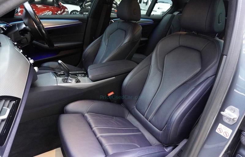ขายรถเก๋งมือสอง-bmw-บีเอ็มดับบลิว-520d-ห้าสองศูนย์ดี-รถปี2018-รหัส80271-921c3d75.jpg ขายรถเก๋งมือสอง-bmw-บีเอ็มดับบลิว-520d-ห้าสองศูนย์ดี-รถปี2018-รหัส80271-921c3d75.jpg