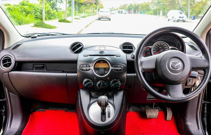 ขายรถเก๋งมือสอง-mazda-มาสด้า-2-สอง-รถปี2014-รหัส80368-b4b00b37.jpg ขายรถเก๋งมือสอง-mazda-มาสด้า-2-สอง-รถปี2014-รหัส80368-b4b00b37.jpg