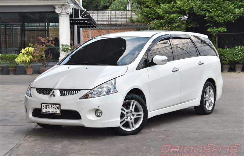 รถตู้มือสอง MITSUBISHI SPACE WAGON รถปี 2010