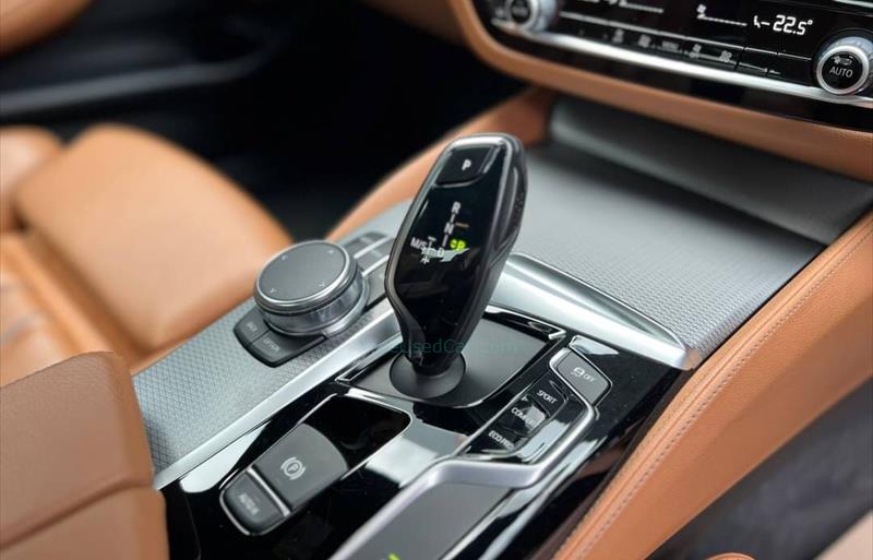 ขายรถเก๋งมือสอง-bmw-บีเอ็มดับบลิว-520d-ห้าสองศูนย์ดี-รถปี2018-รหัส80430-6f879d53.jpg ขายรถเก๋งมือสอง-bmw-บีเอ็มดับบลิว-520d-ห้าสองศูนย์ดี-รถปี2018-รหัส80430-6f879d53.jpg