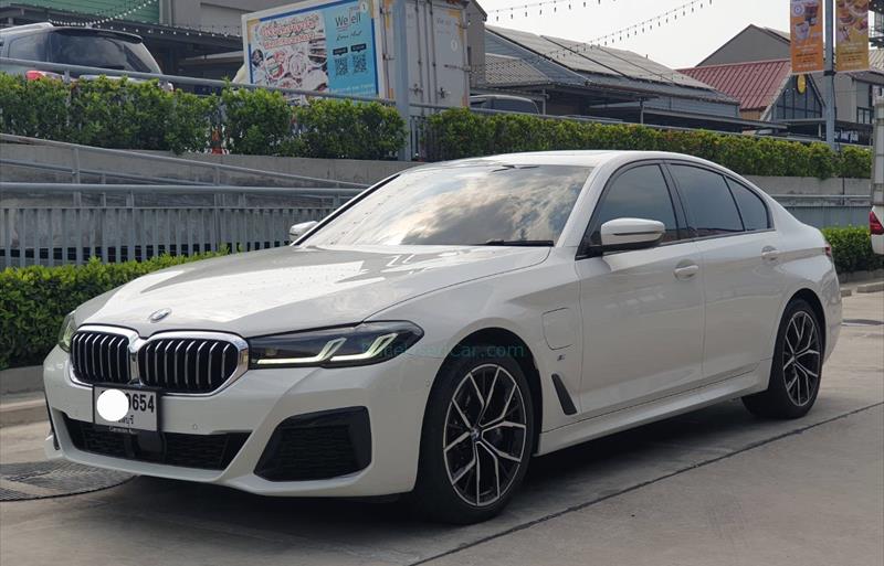 รถเก๋งมือสอง BMW 530i รถปี 2023