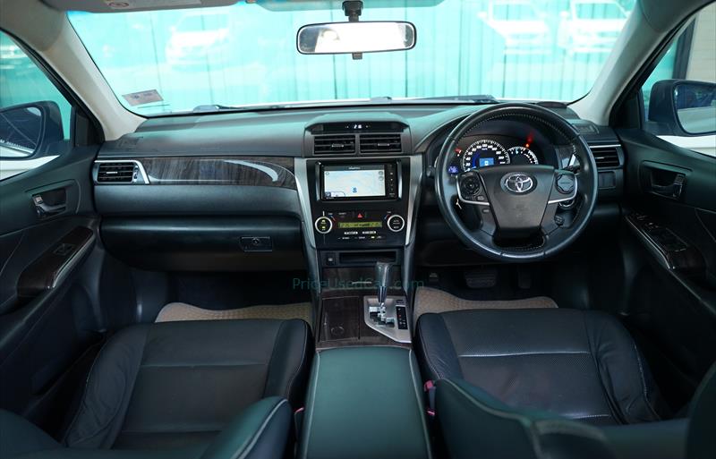 ขายรถเก๋งมือสอง-toyota-โตโยต้า-camry-คัมรี่-รถปี2014-รหัส80446-160398f3.jpg ขายรถเก๋งมือสอง-toyota-โตโยต้า-camry-คัมรี่-รถปี2014-รหัส80446-160398f3.jpg