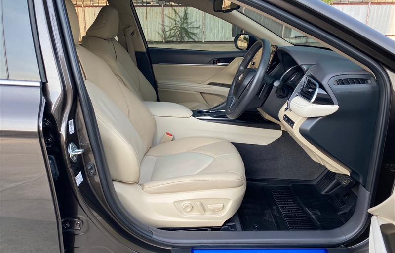 ขายรถเก๋งมือสอง-toyota-โตโยต้า-camry-คัมรี่-รถปี2022-รหัส80466-0772ac3a.jpg ขายรถเก๋งมือสอง-toyota-โตโยต้า-camry-คัมรี่-รถปี2022-รหัส80466-0772ac3a.jpg