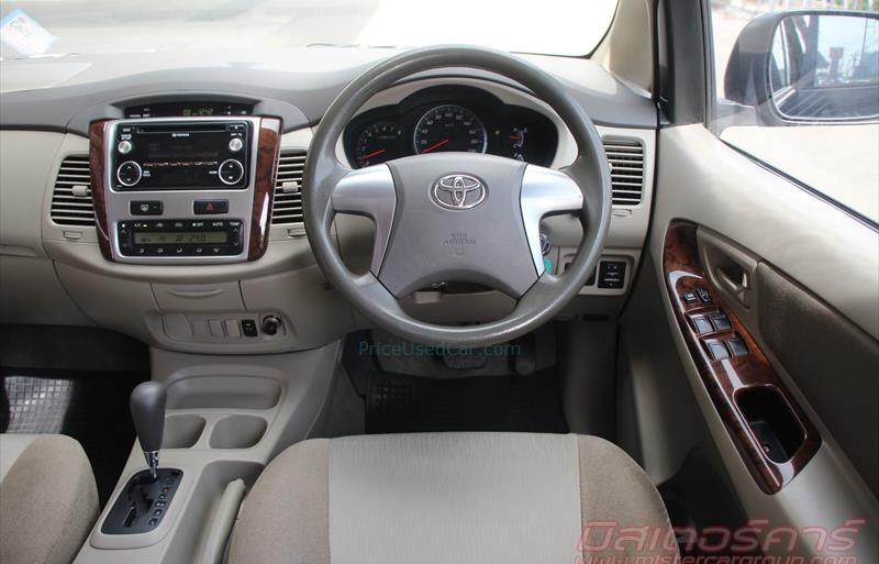 ขายรถตู้มือสอง toyota innova รถปี2015 รหัส 80503 รูปที่9