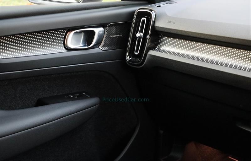 ขายรถ-suv-มือสอง-volvo-วอลโว่-xc40-รถปี2021-รหัส80513-1b03606d.jpg ขายรถ-suv-มือสอง-volvo-วอลโว่-xc40-รถปี2021-รหัส80513-1b03606d.jpg