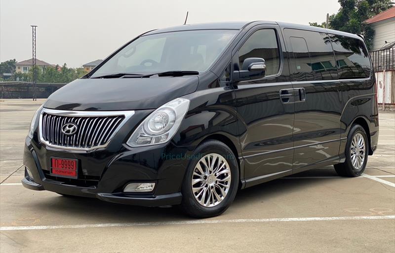 ขายรถตู้มือสอง hyundai h-1 รถปี2015 รหัส 80531 รูปที่1