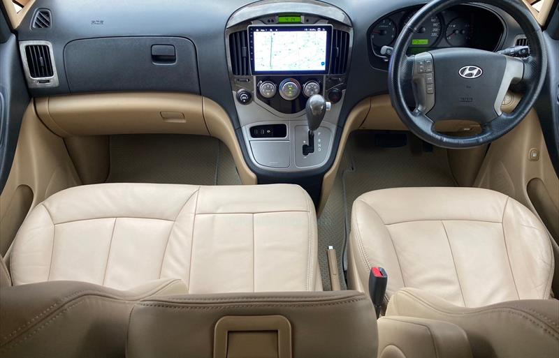 ขายรถตู้มือสอง hyundai h-1 รถปี2015 รหัส 80531 รูปที่7