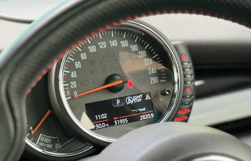 ขายรถเก๋งมือสอง-mini-มินิ-cooper-คูเปอร์-รถปี2015-รหัส80532-2b90564f.jpg ขายรถเก๋งมือสอง-mini-มินิ-cooper-คูเปอร์-รถปี2015-รหัส80532-2b90564f.jpg