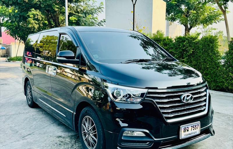 ขายรถตู้มือสอง hyundai h-1 รถปี2020 รหัส 80625 รูปที่3