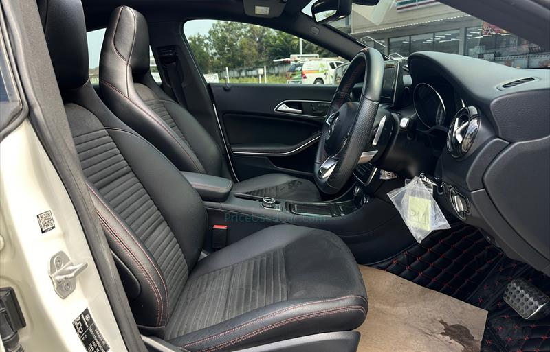 ขายรถเก๋งมือสอง-mercedes-benz-เมอร์เซเดสเบนซ์-cla250-amg-ซีแอลเอสองห้าศูนย์-เอเอ็มจี-รถปี2015-รหัส80679-25464367.jpg ขายรถเก๋งมือสอง-mercedes-benz-เมอร์เซเดสเบนซ์-cla250-amg-ซีแอลเอสองห้าศูนย์-เอเอ็มจี-รถปี2015-รหัส80679-25464367.jpg