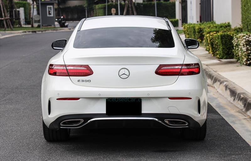 ขายรถเก๋งมือสอง-mercedes-benz-เมอร์เซเดสเบนซ์-e300-อีสามศูนย์ศูนย์-รถปี2017-รหัส80680-16ae6d47.jpg ขายรถเก๋งมือสอง-mercedes-benz-เมอร์เซเดสเบนซ์-e300-อีสามศูนย์ศูนย์-รถปี2017-รหัส80680-16ae6d47.jpg