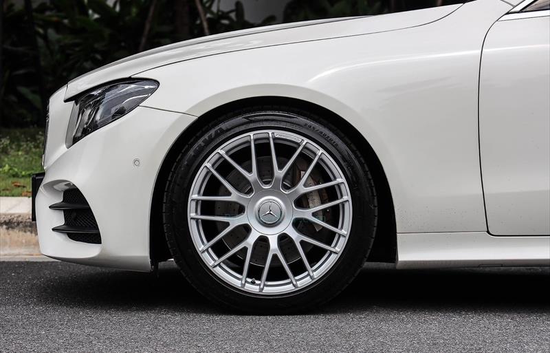 ขายรถเก๋งมือสอง-mercedes-benz-เมอร์เซเดสเบนซ์-e300-อีสามศูนย์ศูนย์-รถปี2017-รหัส80680-d12ef301.jpg ขายรถเก๋งมือสอง-mercedes-benz-เมอร์เซเดสเบนซ์-e300-อีสามศูนย์ศูนย์-รถปี2017-รหัส80680-d12ef301.jpg