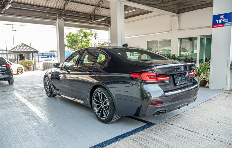 ขายรถเก๋งมือสอง bmw 520d รถปี2023 รหัส 80707 รูปที่5