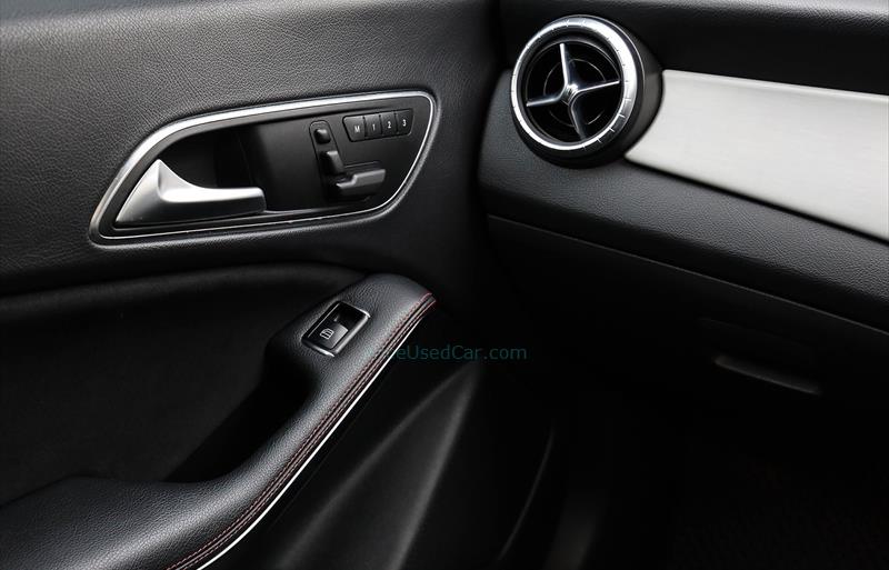 ขายรถเก๋งมือสอง-mercedes-benz-เมอร์เซเดสเบนซ์-cla250-amg-ซีแอลเอสองห้าศูนย์-เอเอ็มจี-รถปี2014-รหัส80740-0f52dd85.jpg ขายรถเก๋งมือสอง-mercedes-benz-เมอร์เซเดสเบนซ์-cla250-amg-ซีแอลเอสองห้าศูนย์-เอเอ็มจี-รถปี2014-รหัส80740-0f52dd85.jpg