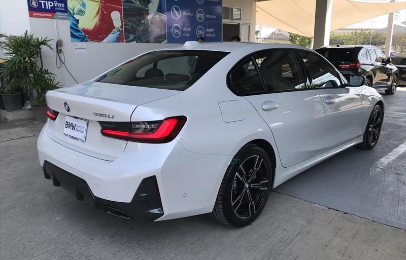ขายรถเก๋งมือสอง-bmw-บีเอ็มดับบลิว-330i-รถปี2023-รหัส80810-fcaf6d48.jpg ขายรถเก๋งมือสอง-bmw-บีเอ็มดับบลิว-330i-รถปี2023-รหัส80810-fcaf6d48.jpg