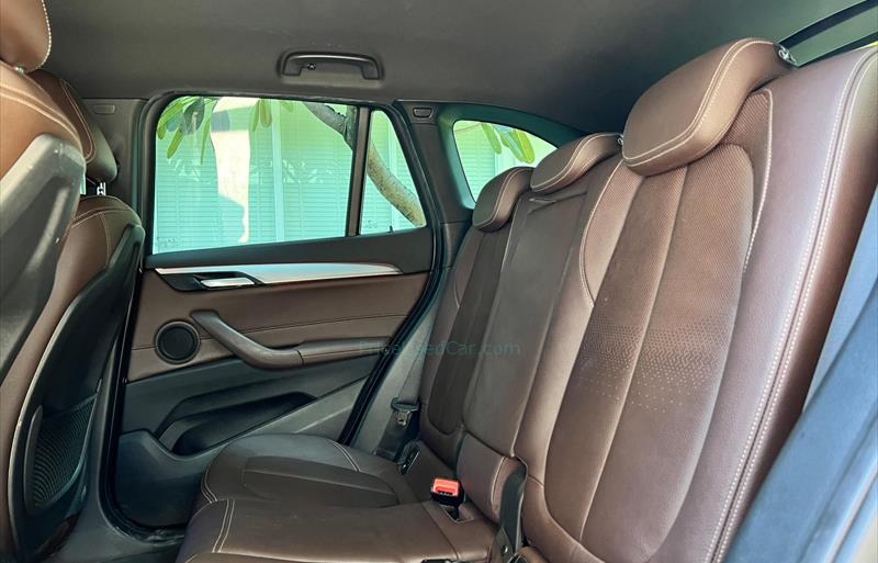 ขายรถ-suv-มือสอง-bmw-บีเอ็มดับบลิว-x1-เอ็กซ์1-รถปี2018-รหัส80910-7f41e63a.jpg ขายรถ-suv-มือสอง-bmw-บีเอ็มดับบลิว-x1-เอ็กซ์1-รถปี2018-รหัส80910-7f41e63a.jpg