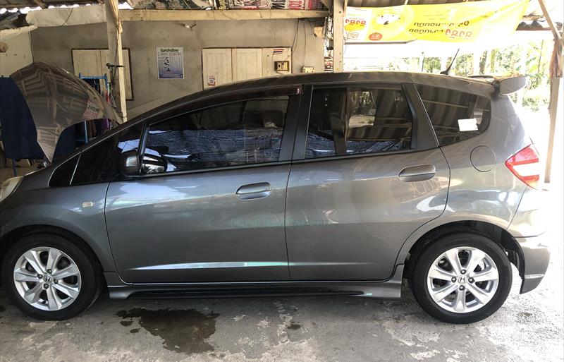 ขายรถเก๋งมือสอง-honda-ฮอนด้า-jazz-แจ๊ส-รถปี2013-รหัส80942-04b36d09.jpg ขายรถเก๋งมือสอง-honda-ฮอนด้า-jazz-แจ๊ส-รถปี2013-รหัส80942-04b36d09.jpg