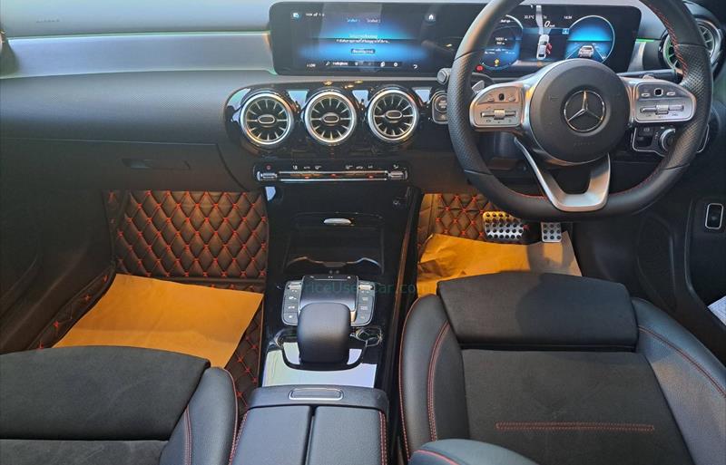 ขายรถเก๋งมือสอง-mercedes-benz-เมอร์เซเดสเบนซ์-a200-รถปี2022-รหัส80968-1fc12b00.jpg ขายรถเก๋งมือสอง-mercedes-benz-เมอร์เซเดสเบนซ์-a200-รถปี2022-รหัส80968-1fc12b00.jpg