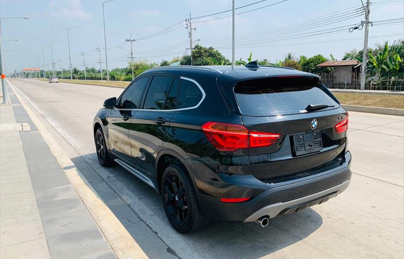 ขายรถ-suv-มือสอง-bmw-บีเอ็มดับบลิว-x1-เอ็กซ์1-รถปี2017-รหัส80970-ac9b726d.jpg ขายรถ-suv-มือสอง-bmw-บีเอ็มดับบลิว-x1-เอ็กซ์1-รถปี2017-รหัส80970-ac9b726d.jpg
