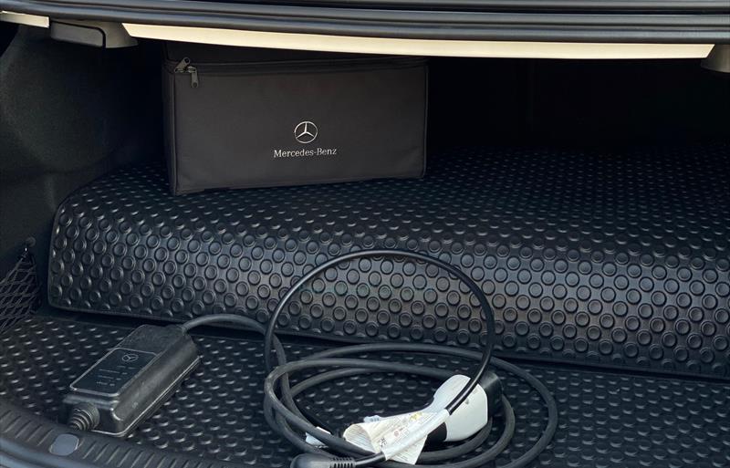 ขายรถเก๋งมือสอง-mercedes-benz-เมอร์เซเดสเบนซ์-e300-อีสามศูนย์ศูนย์-รถปี2022-รหัส81017-6eb8625d.jpg ขายรถเก๋งมือสอง-mercedes-benz-เมอร์เซเดสเบนซ์-e300-อีสามศูนย์ศูนย์-รถปี2022-รหัส81017-6eb8625d.jpg