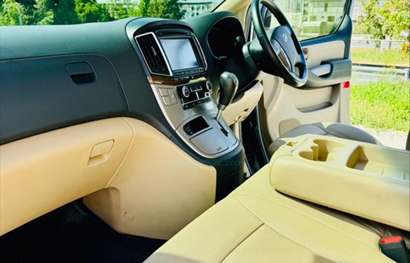 ขายรถตู้มือสอง-hyundai-ฮุนได-h-1-เอชวัน-รถปี2019-รหัส81073-1d664eef.jpg ขายรถตู้มือสอง-hyundai-ฮุนได-h-1-เอชวัน-รถปี2019-รหัส81073-1d664eef.jpg