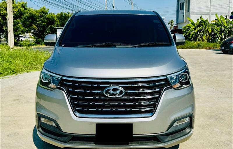 ขายรถตู้มือสอง hyundai h-1 รถปี2019 รหัส 81073 รูปที่2