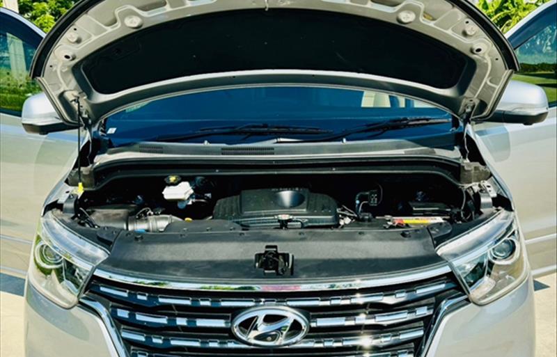 ขายรถตู้มือสอง-hyundai-ฮุนได-h-1-เอชวัน-รถปี2019-รหัส81073-2d438480.jpg ขายรถตู้มือสอง-hyundai-ฮุนได-h-1-เอชวัน-รถปี2019-รหัส81073-2d438480.jpg