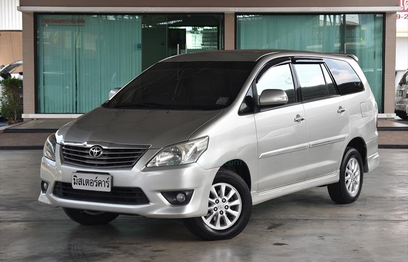 รถตู้มือสอง TOYOTA INNOVA รถปี 2014
