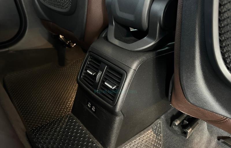 ขายรถ-suv-มือสอง-bmw-บีเอ็มดับบลิว-x1-เอ็กซ์1-รถปี2018-รหัส81142-9ab73426.jpg ขายรถ-suv-มือสอง-bmw-บีเอ็มดับบลิว-x1-เอ็กซ์1-รถปี2018-รหัส81142-9ab73426.jpg