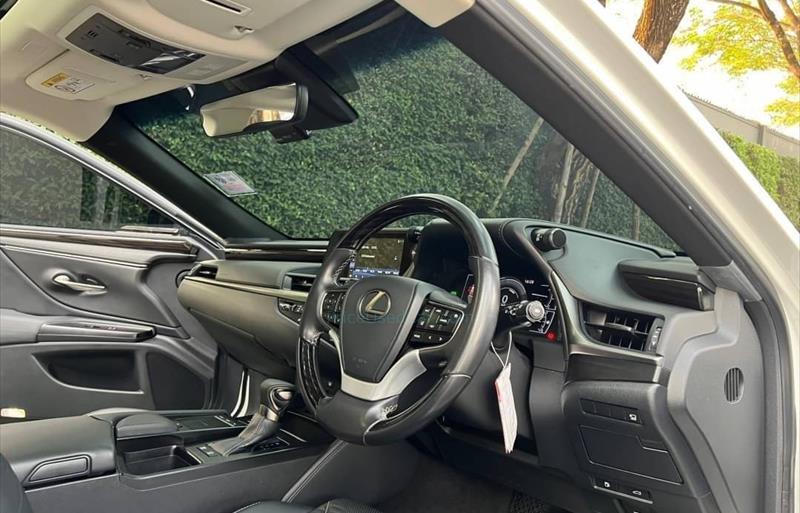 ขายรถเก๋งมือสอง-lexus-เลกซัส-es300h-รถปี2019-รหัส81167-9cdb1aae.jpg ขายรถเก๋งมือสอง-lexus-เลกซัส-es300h-รถปี2019-รหัส81167-9cdb1aae.jpg