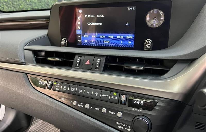 ขายรถเก๋งมือสอง-lexus-เลกซัส-es300h-รถปี2019-รหัส81167-e659e1ad.jpg ขายรถเก๋งมือสอง-lexus-เลกซัส-es300h-รถปี2019-รหัส81167-e659e1ad.jpg