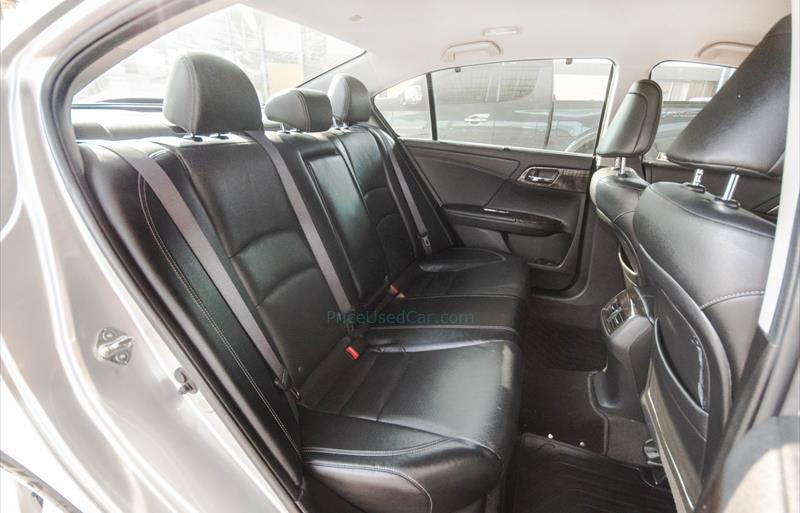 ขายรถเก๋งมือสอง-honda-ฮอนด้า-accord-แอคคอร์ด-รถปี2013-รหัส81187-0dfec60c.jpg ขายรถเก๋งมือสอง-honda-ฮอนด้า-accord-แอคคอร์ด-รถปี2013-รหัส81187-0dfec60c.jpg