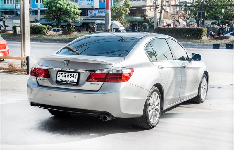 ขายรถเก๋งมือสอง-honda-ฮอนด้า-accord-แอคคอร์ด-รถปี2013-รหัส81187-676609c9.jpg ขายรถเก๋งมือสอง-honda-ฮอนด้า-accord-แอคคอร์ด-รถปี2013-รหัส81187-676609c9.jpg