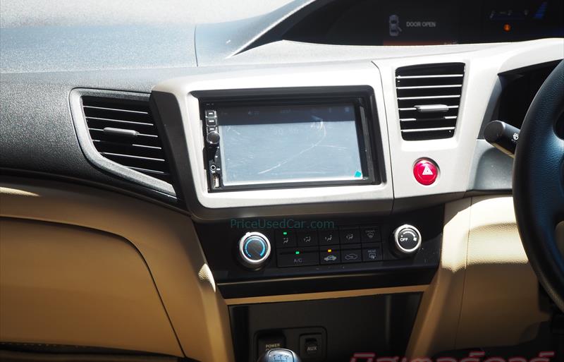 ขายรถเก๋งมือสอง-honda-ฮอนด้า-civic-ซีวิค-รถปี2012-รหัส81233-1d24f0d6.jpg ขายรถเก๋งมือสอง-honda-ฮอนด้า-civic-ซีวิค-รถปี2012-รหัส81233-1d24f0d6.jpg