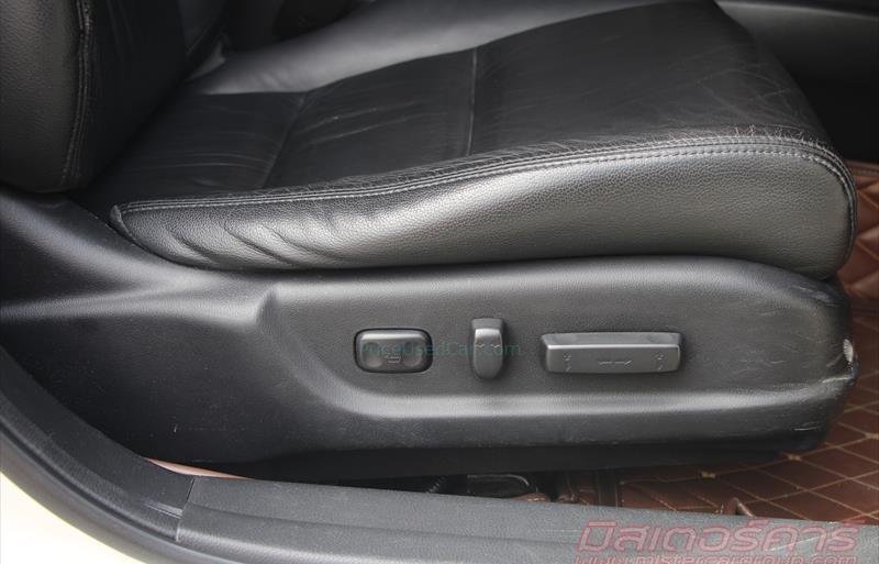 ขายรถเก๋งมือสอง-honda-ฮอนด้า-accord-แอคคอร์ด-รถปี2011-รหัส81327-05b21d10.jpg ขายรถเก๋งมือสอง-honda-ฮอนด้า-accord-แอคคอร์ด-รถปี2011-รหัส81327-05b21d10.jpg
